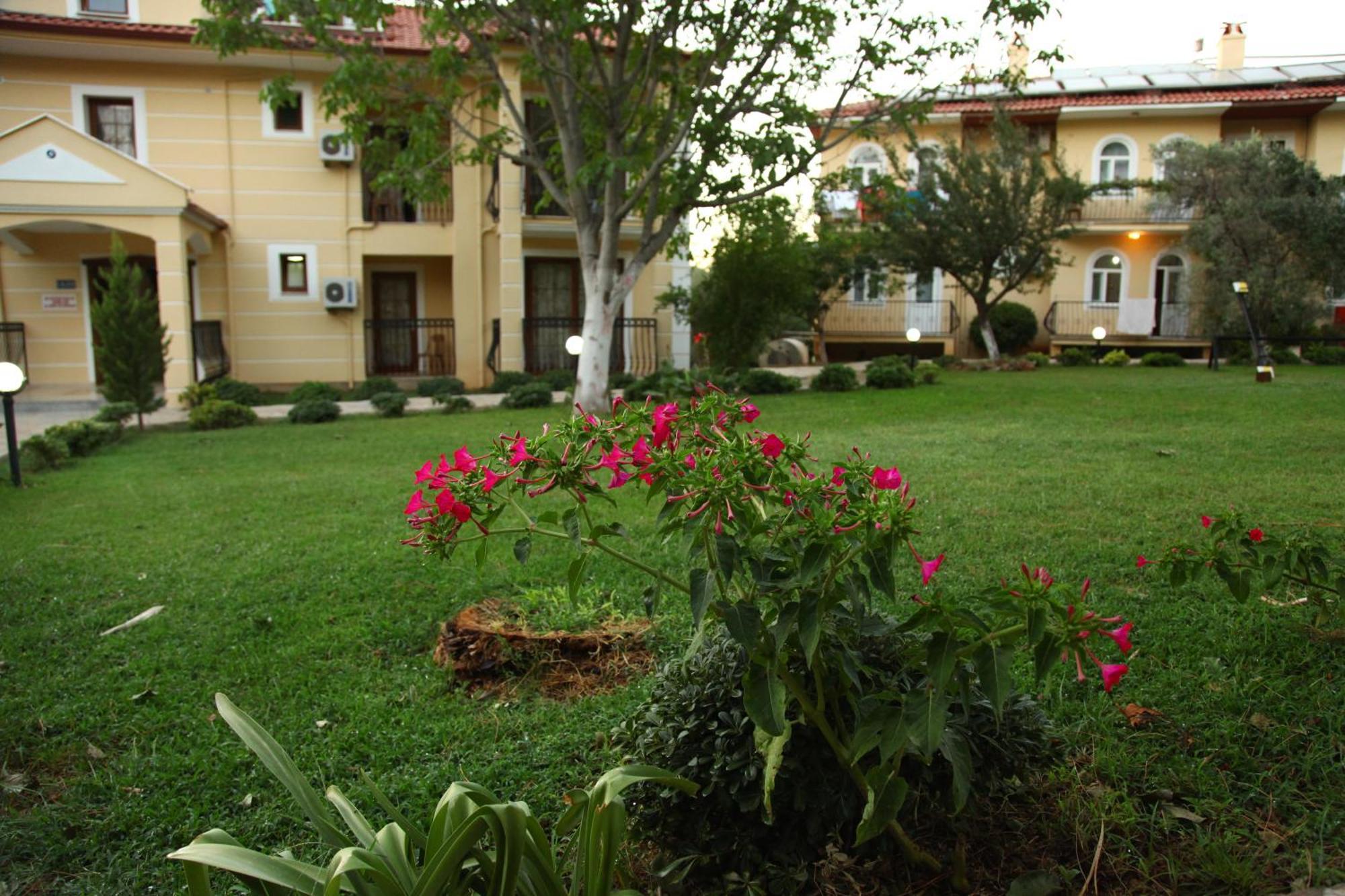 Gokcen Apartments 올루데니스 외부 사진