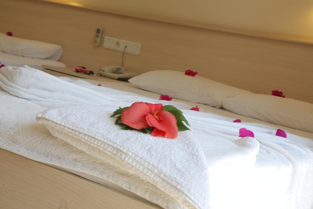 Gokcen Apartments 올루데니스 외부 사진